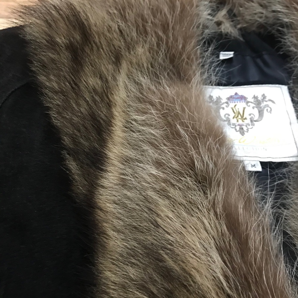 Vintage Black Suede Coat with Raccoon Fur Trim - Picture 15 of 16